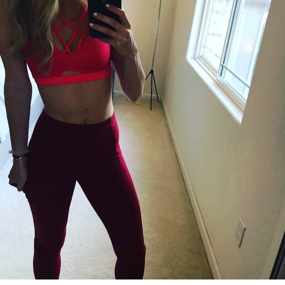 VS Sport Knockout Leggings - Picture 1 of 3
